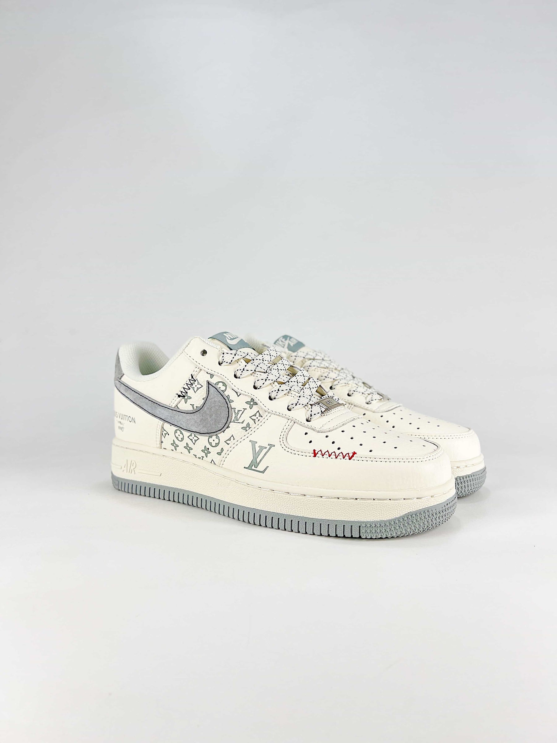 Nike Air Force 1 Low LV