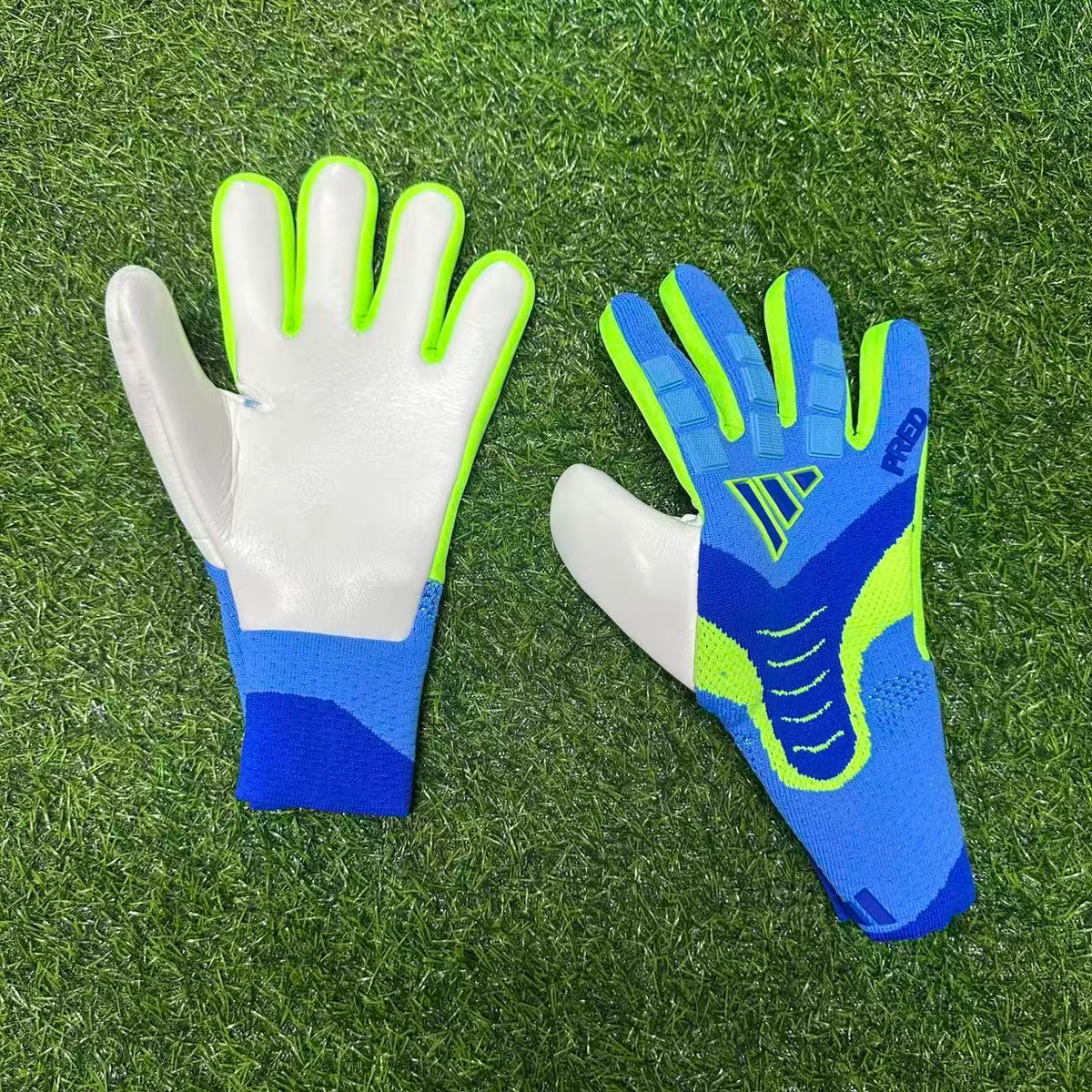 Luva De Goleiro Adidas Predator Pro