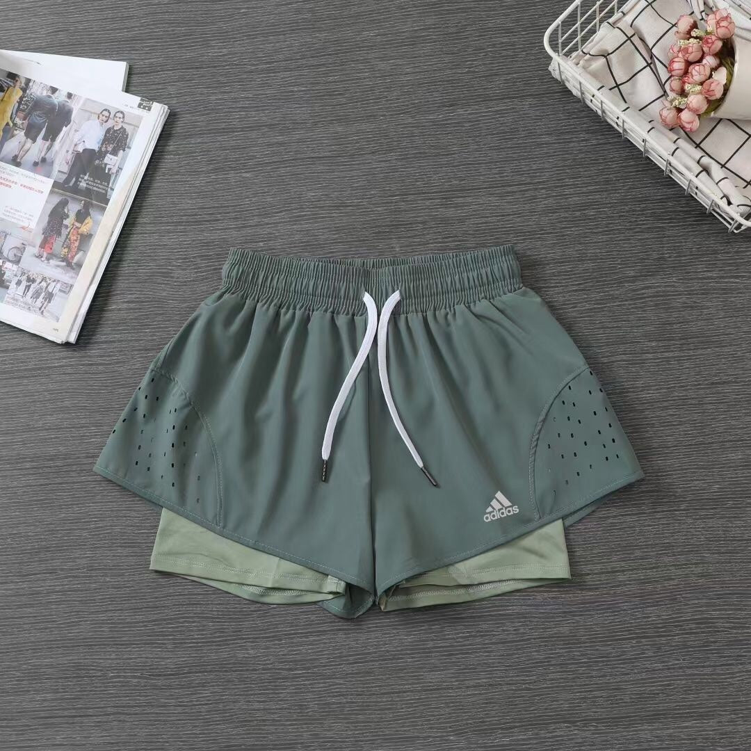 Short Adidas Feminino 2 em 1
