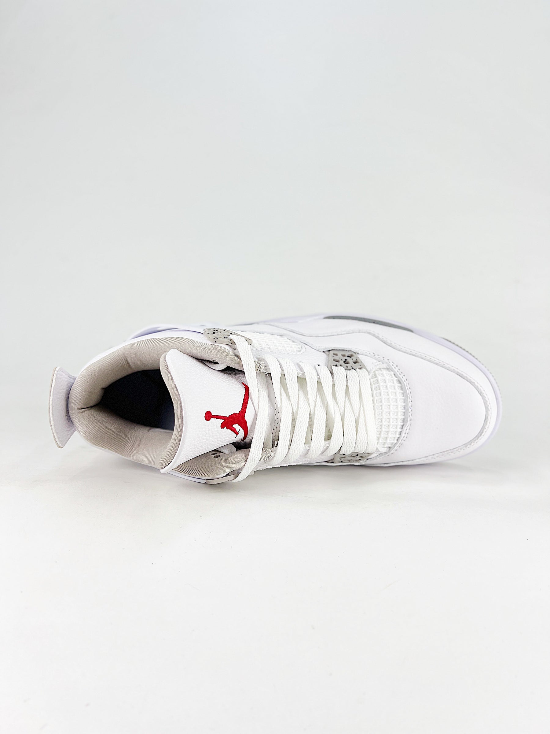 Nike Air Jordan 4 Retrô