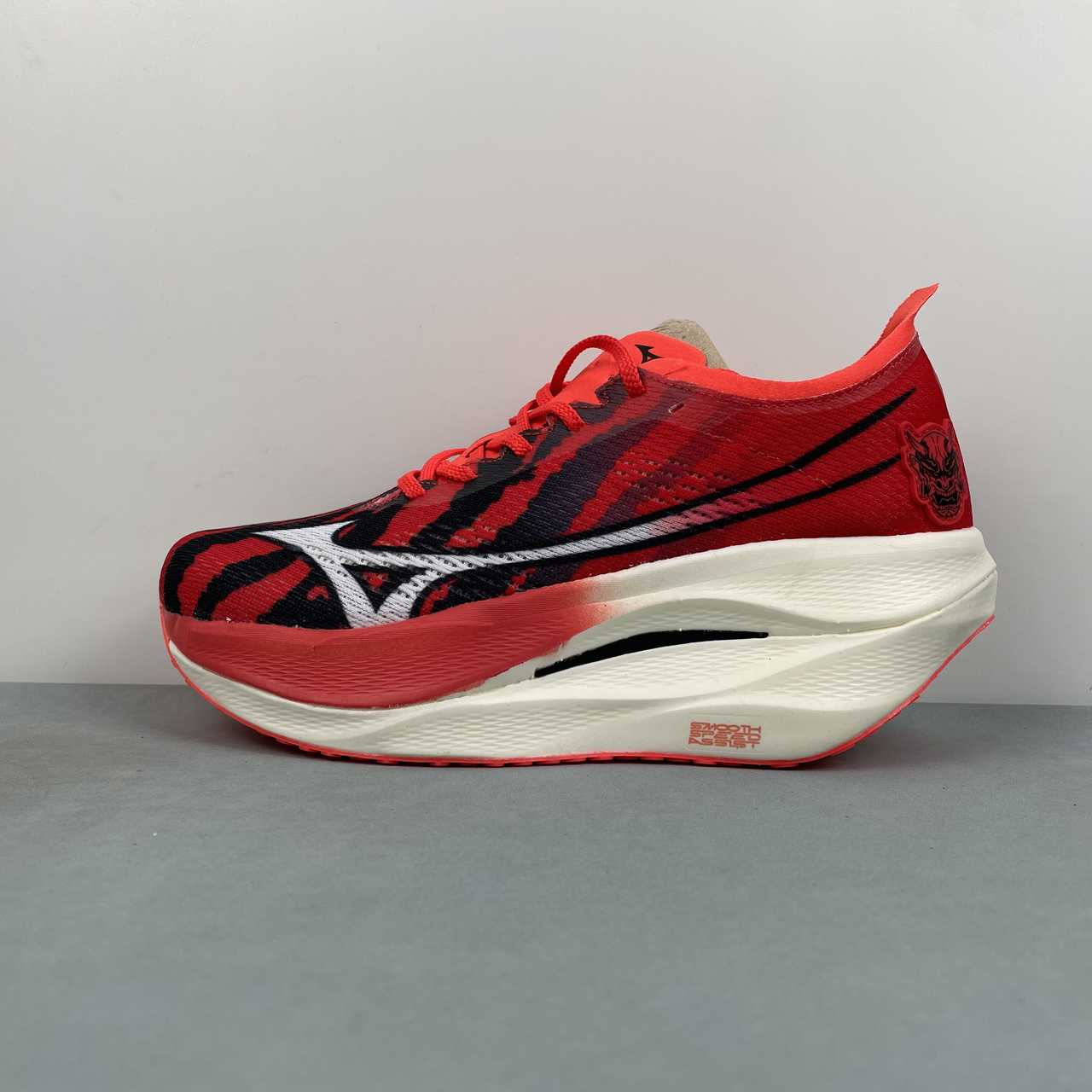 Mizuno Wave Rebellion Pro 3