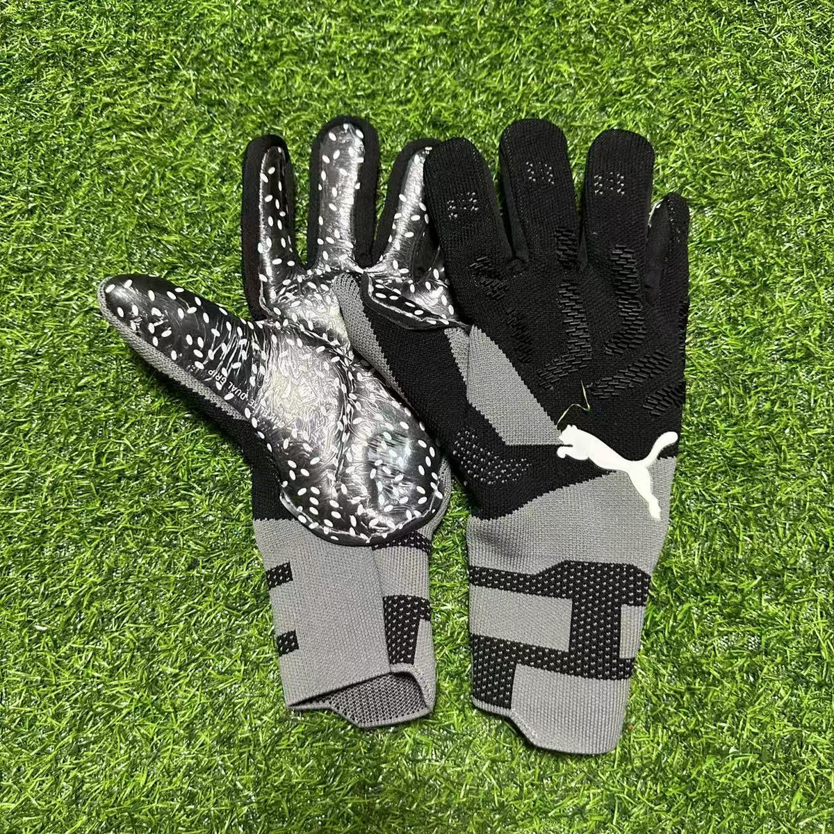 Luva De Goleiro Puma Future