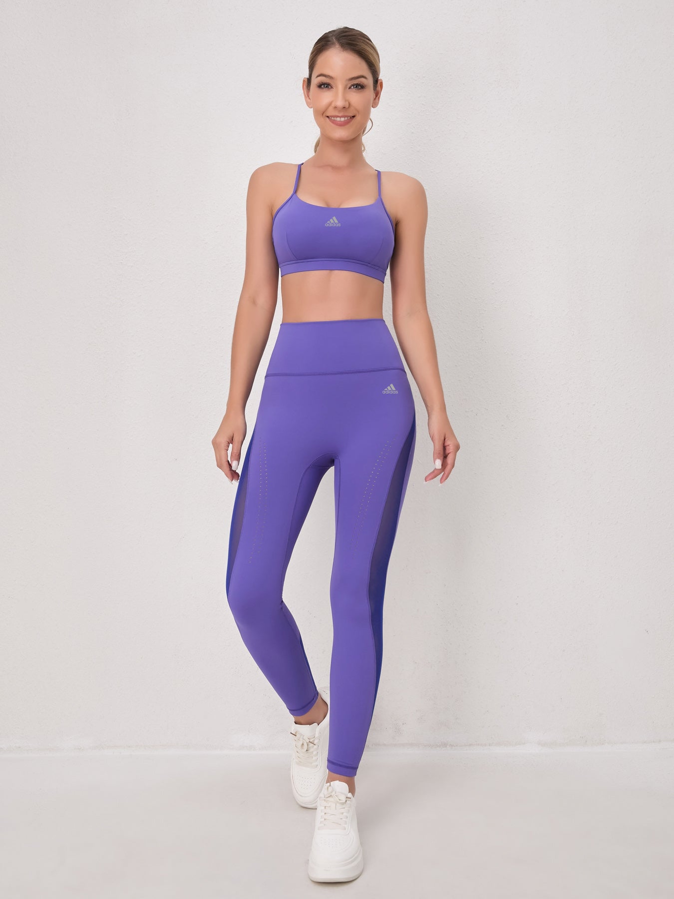 Conjunto Adidas Feminino Performance (Top + Legging)