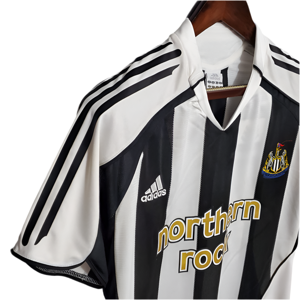 Camisa Newcastle Retrô 2005/2006 - Preta e Branca