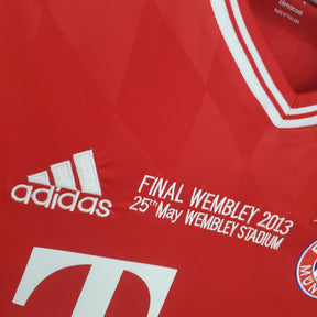 Camisa Manga Longa Bayern de Munique Champions League 2013/14 - Vermelha
