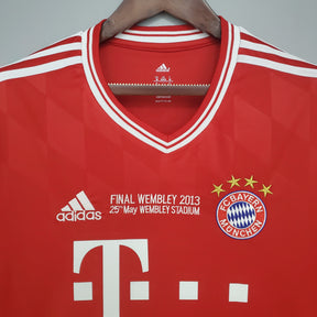 Camisa Manga Longa Bayern de Munique Champions League 2013/14 - Vermelha