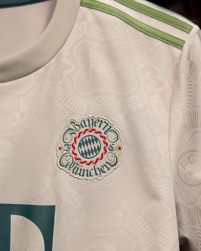 Camisa Bayern de Munique 25/26 - Edição Especial Oktoberfest