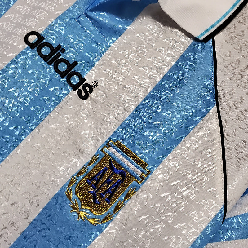Camisa Seleção Argentina Retrô 1997-1998 Azul e Branca -
