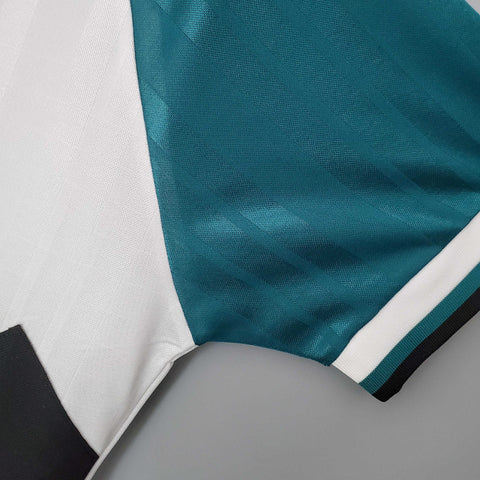Camisa Liverpool Retrô 1993/1995 - Branca