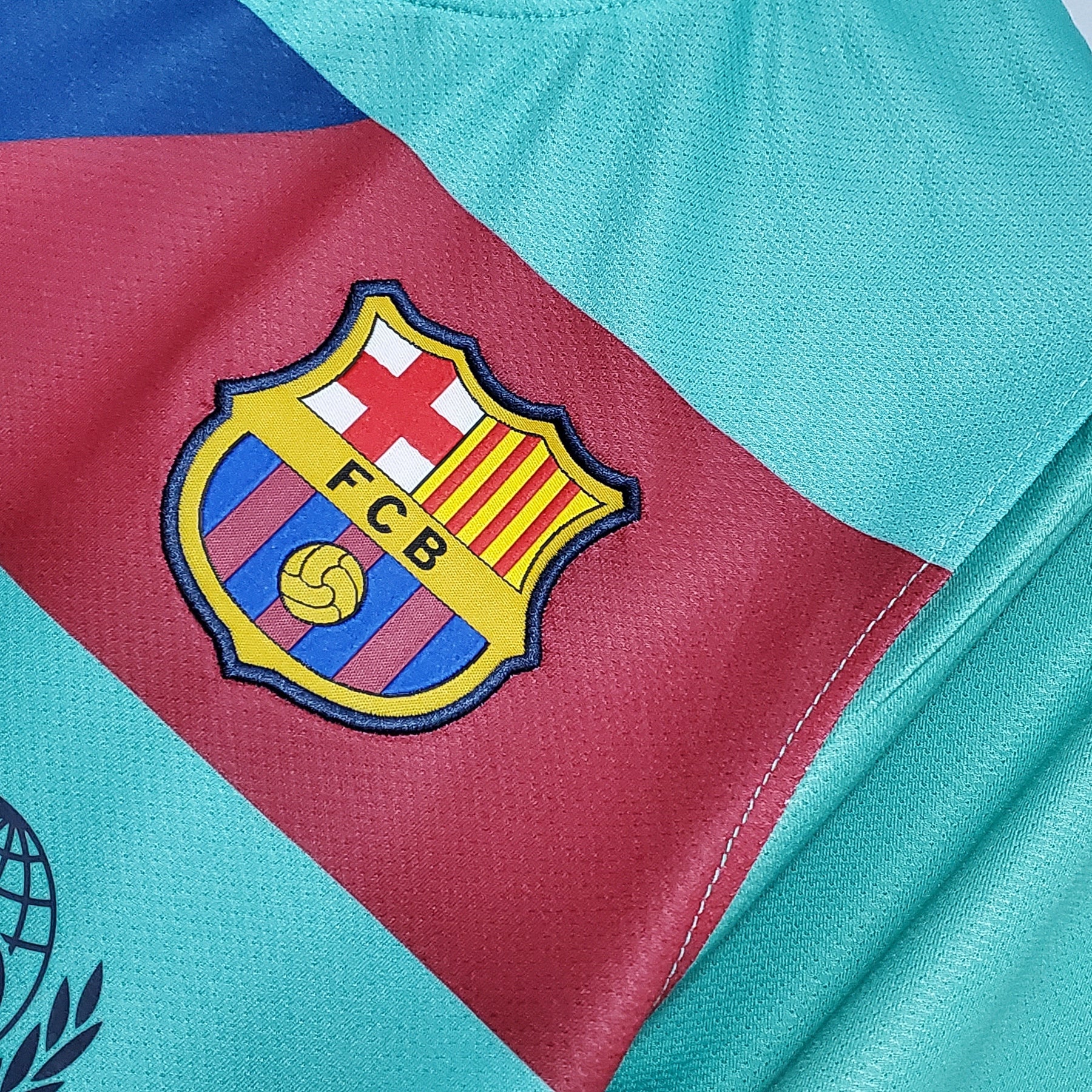 Camisa Barcelona Away 10/11 - Azul e Grená
