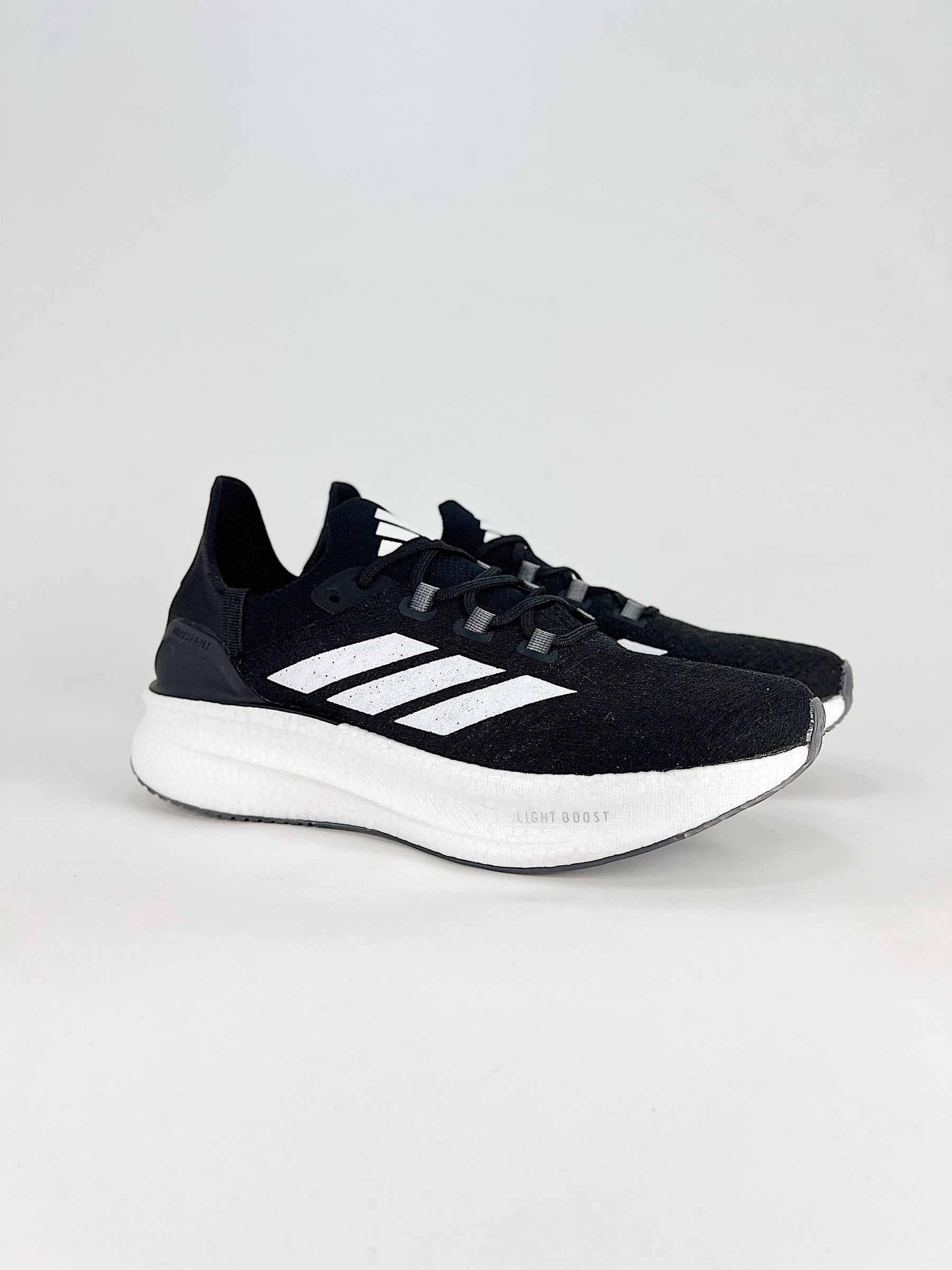 Adidas Ultraboost 5