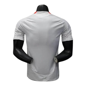 Camisa Liverpool II 25/26 - Jogador Adidas Masculina - Bege com detalhes em vermelho e preto